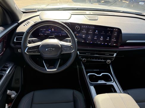 Used 2023 Chevrolet Tahoe Z71 w/ Luxury Package image 14