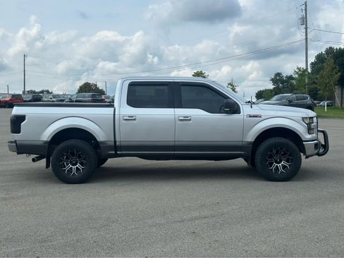 Used 2016 Ford F150 XLT w/ Equipment Group 302A Luxury AWD/4WD image 8