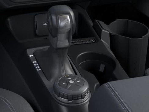 New 2025 Ford Bronco Big Bend w/ Black Diamond Package image 17