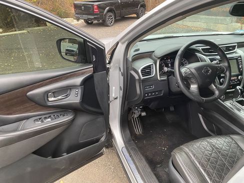 Used 2019 Nissan Murano Platinum image 10