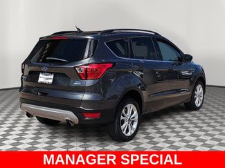 Used 2019 Ford Escape SEL AWD/4WD video 3