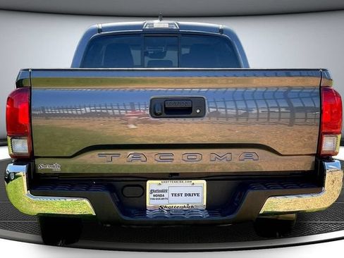 Used 2023 Toyota Tacoma SR5 RWD image 5