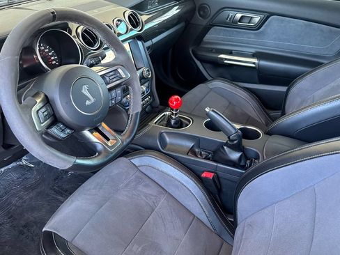 Used 2020 Ford Mustang Shelby GT350 w/ Technology Package RWD image 12