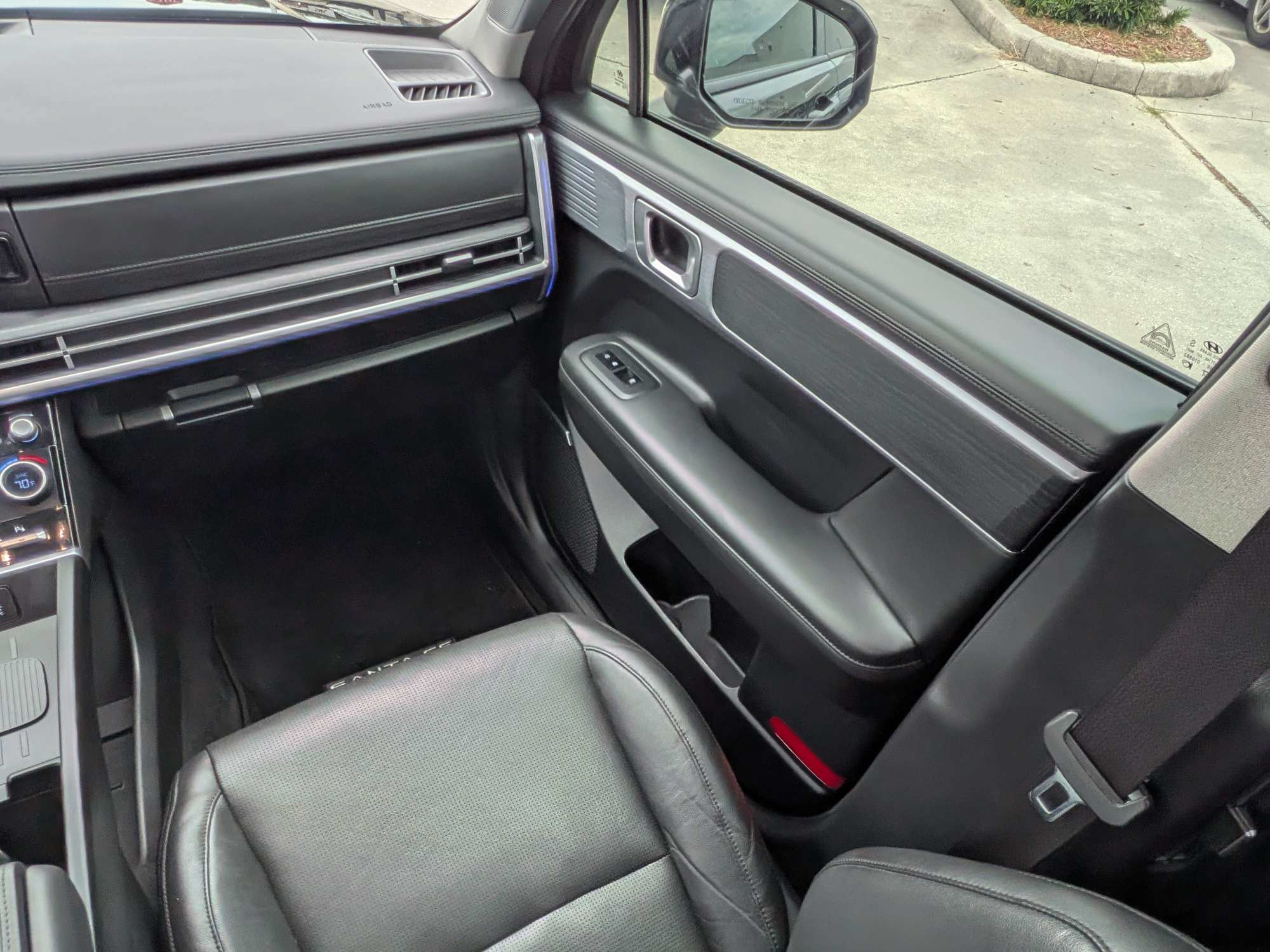 Used 2024 Hyundai Santa Fe Limited FWD image 18