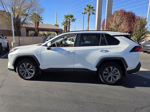 Used 2022 Toyota RAV4 Limited w/ Limited Grade Weather Package image 7