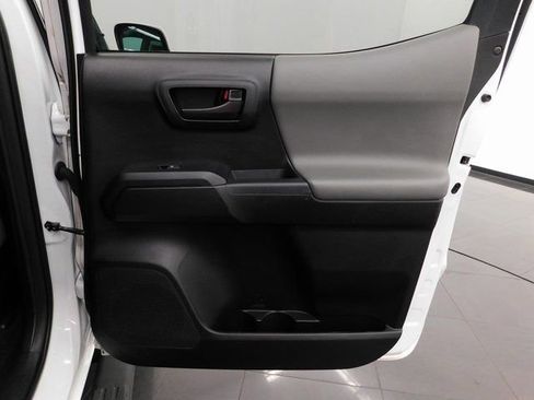 Used 2021 Toyota Tacoma SR image 28