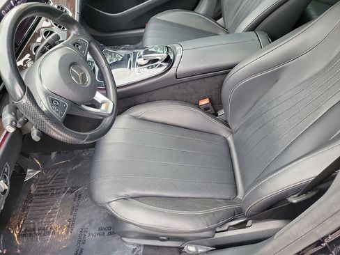 Used 2017 Mercedes-Benz E 300 image 17