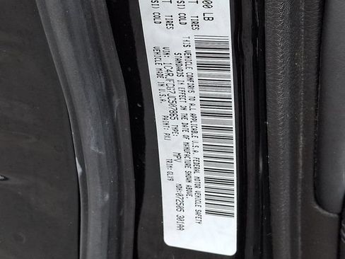 Used 2018 Jeep Grand Cherokee Overland AWD/4WD image 31