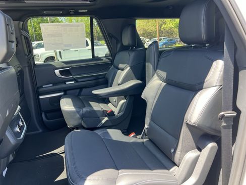 New 2026 Ford Expedition Max Platinum w/ Stealth Appearance Package AWD/4WD image 25