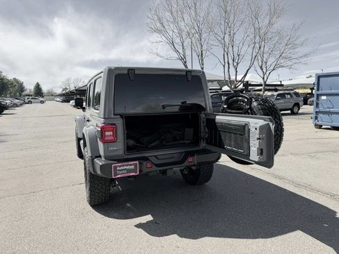 Used 2021 Jeep Wrangler Unlimited Sahara w/ Cold Weather Group image 7