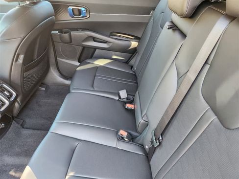 New 2026 Kia Sorento S image 22