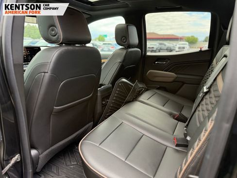 Used 2023 GMC Canyon Denali AWD/4WD image 29
