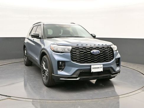 New 2026 Ford Explorer ST-Line w/ ST-Line Street Pack image 22