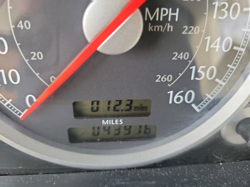 Used 2005 Chrysler Crossfire Limited RWD image 18