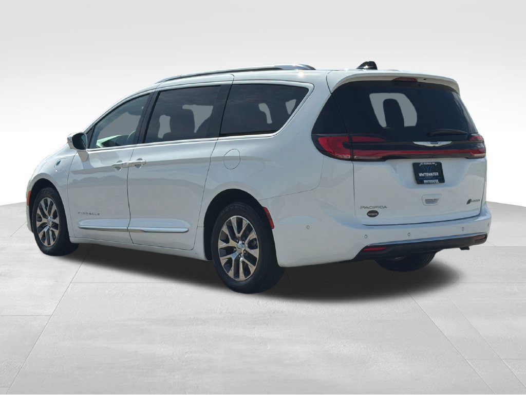 Used 2024 Chrysler Pacifica Pinnacle FWD image 28