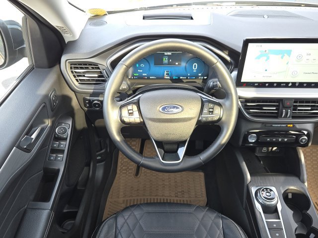 Used 2024 Ford Escape SE w/ PHEV Premium Package FWD image 2