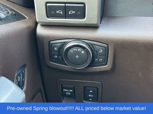 Used 2018 Ford F150 King Ranch w/ Equipment Group 601A Luxury AWD/4WD image 34