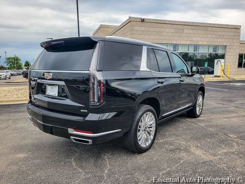 New 2026 Cadillac Escalade Luxury AWD/4WD image 11