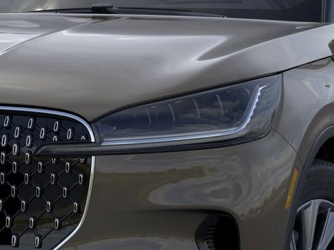 New 2026 Lincoln Aviator 2WD image 18