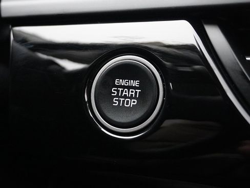 Used 2024 Kia Seltos S image 38