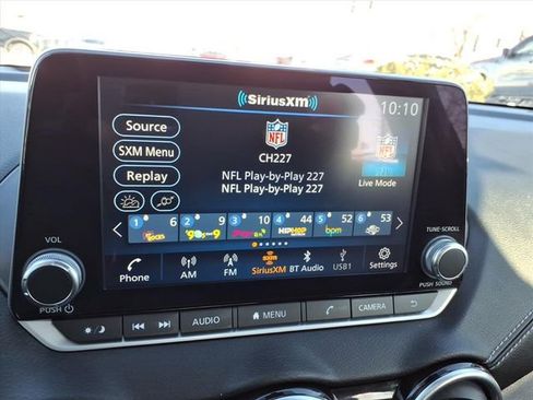 Certified 2025 Nissan Sentra SV image 20