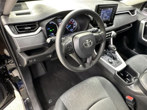 Used 2022 Toyota RAV4 XLE w/ Convenience Package AWD/4WD image 13