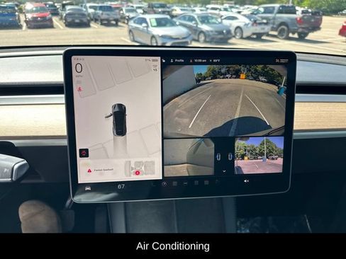 Used 2022 Tesla Model Y Long Range AWD/4WD image 11