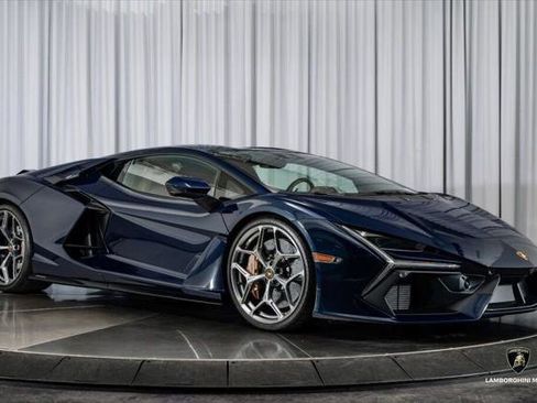 Used 2025 Lamborghini Revuelto AWD/4WD image 3