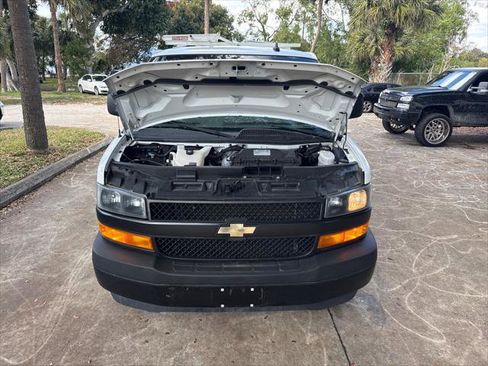 Used 2021 Chevrolet Express 2500 Extended w/ Driver Convenience Package image 26