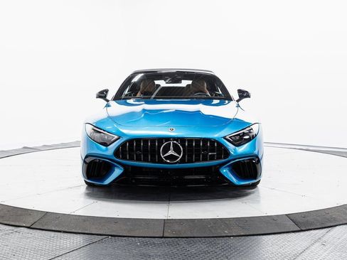 Used 2022 Mercedes-Benz SL 63 AMG 4MATIC w/ Driver Assistance Package image 2