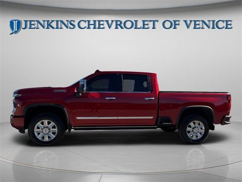 Certified 2025 Chevrolet Silverado 2500 High Country w/ High Country Premium Package image 2