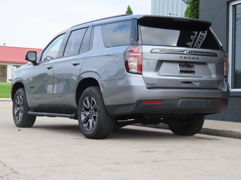 Used 2021 Chevrolet Tahoe Z71 w/ Luxury Package AWD/4WD image 10