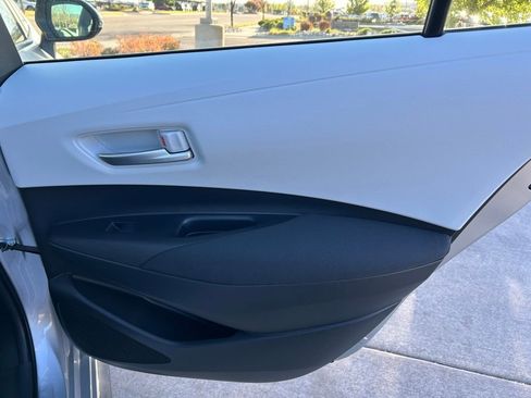 Used 2026 Toyota Corolla SE FWD image 25