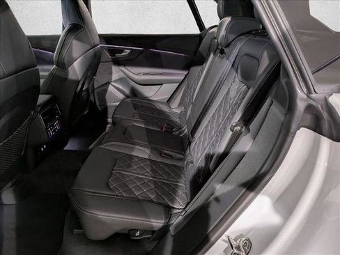 New 2026 Audi SQ8 Prestige image 17
