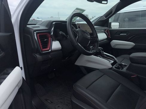 Used 2024 GMC Canyon AT4X w/ AT4X AEV Edition AWD/4WD image 7