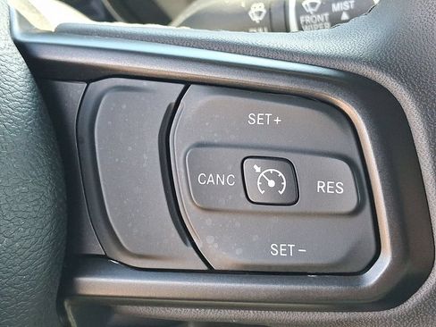 Used 2023 Jeep Wrangler Unlimited AWD/4WD image 22