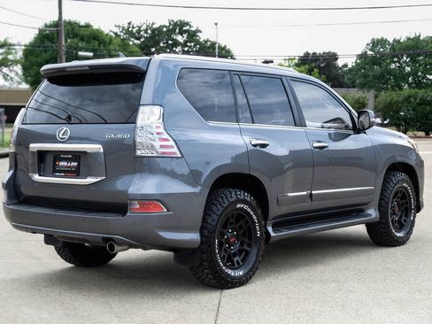 Used 2015 Lexus GX 460 w/ Premium Package AWD/4WD image 9