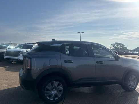 Used 2026 Nissan Kicks S FWD image 19