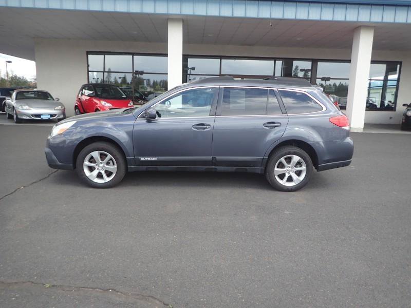 Used 2014 Subaru Outback 2.5i Limited AWD/4WD image 2