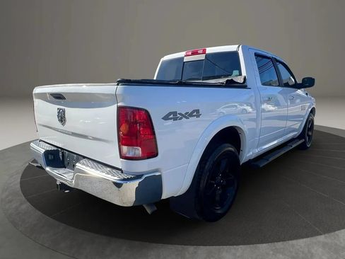 Used 2018 RAM 1500 SLT AWD/4WD image 5