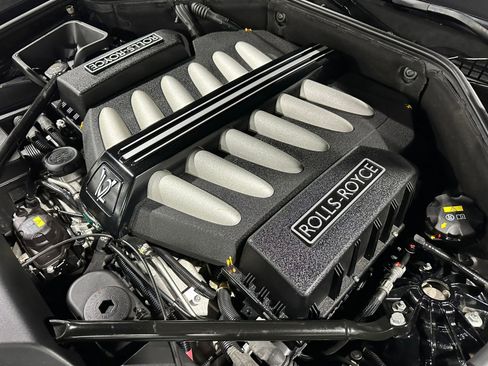 Used 2019 Rolls-Royce Dawn image 49