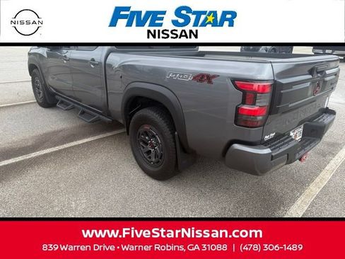 Used 2025 Nissan Frontier PRO-4X w/ Pro Convenience Package AWD/4WD image 16