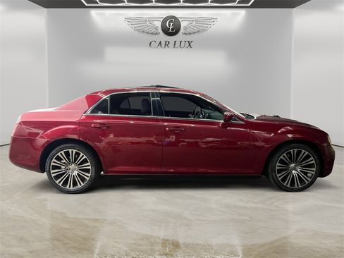 Used 2014 Chrysler 300 S image 6