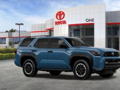 New 2026 Toyota 4Runner TRD Off-Road Premium AWD/4WD image 17