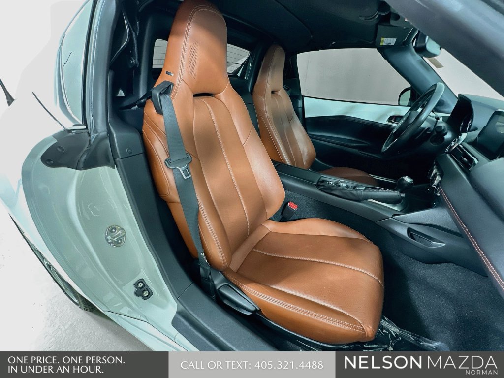 Used 2023 MAZDA MX-5 Miata Grand Touring RWD image 26