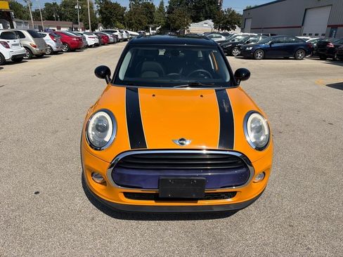 Used 2016 MINI Cooper 4-Door Hardtop FWD image 3