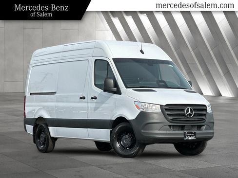 Used 2026 Mercedes-Benz Sprinter 2500 image 1
