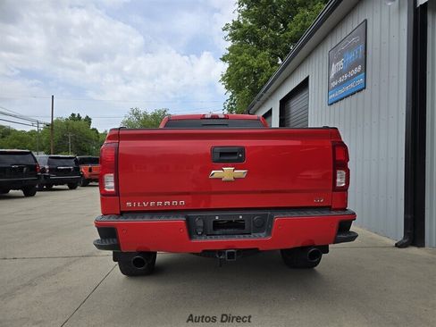 Used 2018 Chevrolet Silverado 1500 LTZ Z71 AWD/4WD image 15