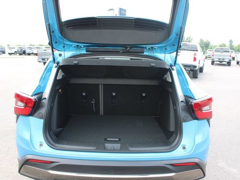 New 2026 Chevrolet Trax ACTIV w/ Driver Confidence Package FWD image 17