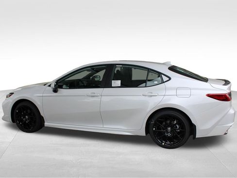 New 2026 Toyota Camry XSE FWD image 9